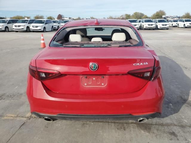 2021 Alfa Romeo Giulia Sport