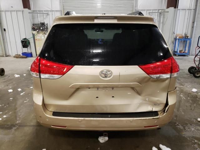 2011 Toyota Sienna XLE