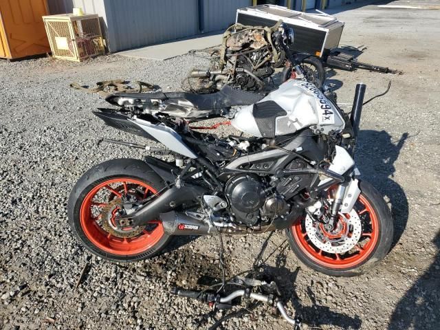 2019 Yamaha MT09