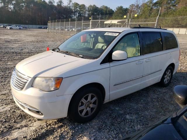 2013 Chrysler Town & Country Touring