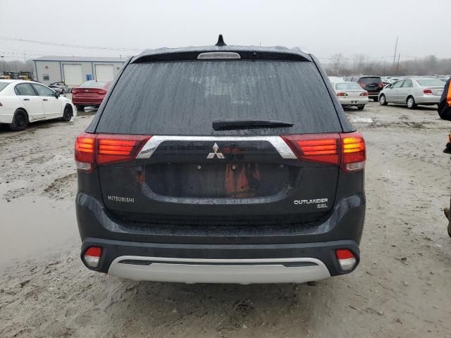 2019 Mitsubishi Outlander SE