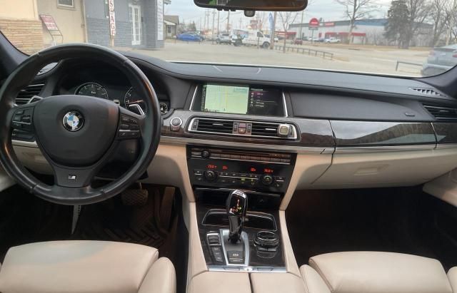 2014 BMW 750 XI