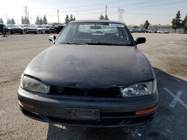 1992 Toyota Camry LE