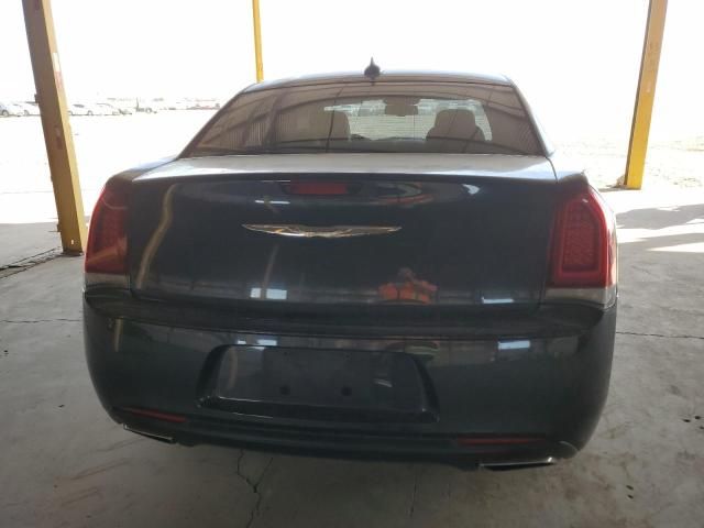 2016 Chrysler 300 S