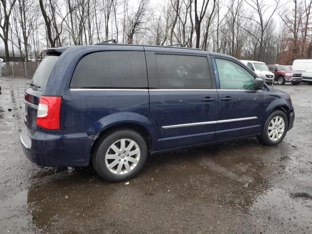 2013 Chrysler Town & Country Touring