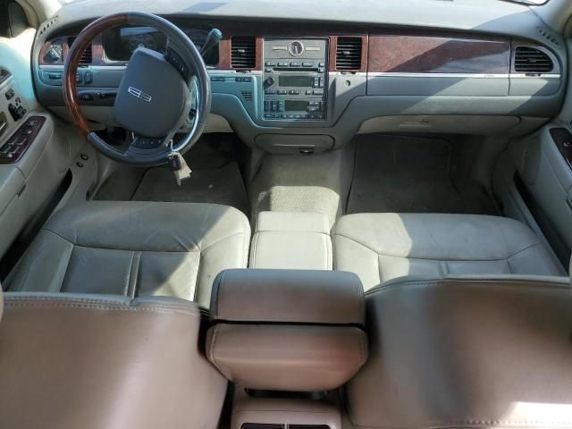 2008 Lincoln Town Car Signature Limited