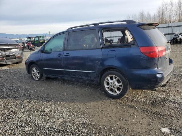 2004 Toyota Sienna XLE