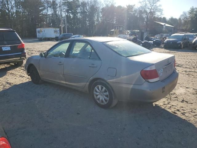 2005 Toyota Camry LE