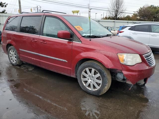 2013 Chrysler Town & Country Touring