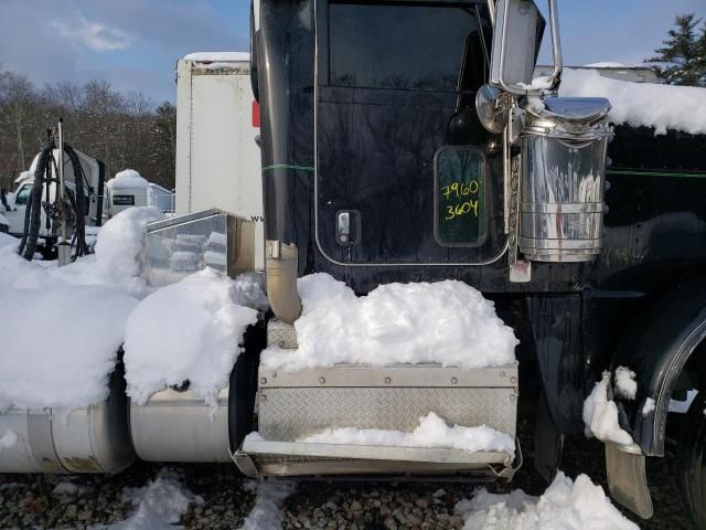 2016 Peterbilt 389