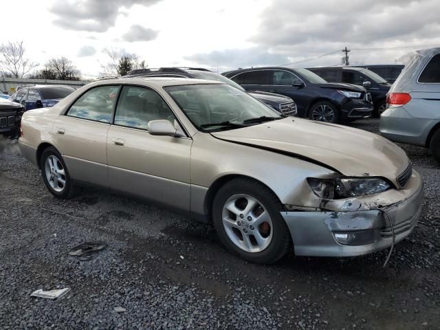 2000 Lexus ES 300