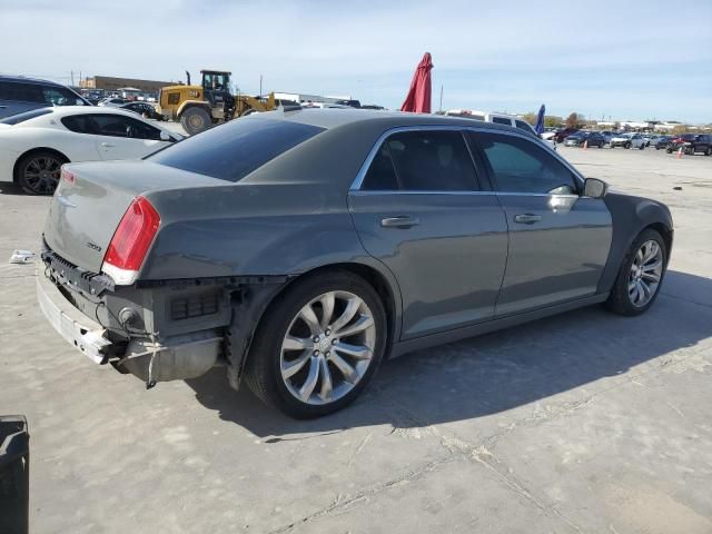 2018 Chrysler 300 Touring