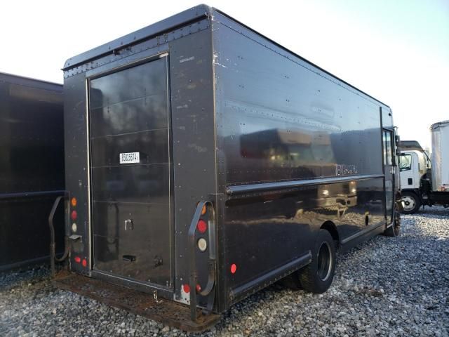 2009 Freightliner Chassis M Line WALK-IN Van