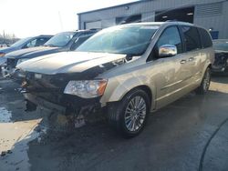 Chrysler Vehiculos salvage en venta: 2013 Chrysler Town & Country Touring L