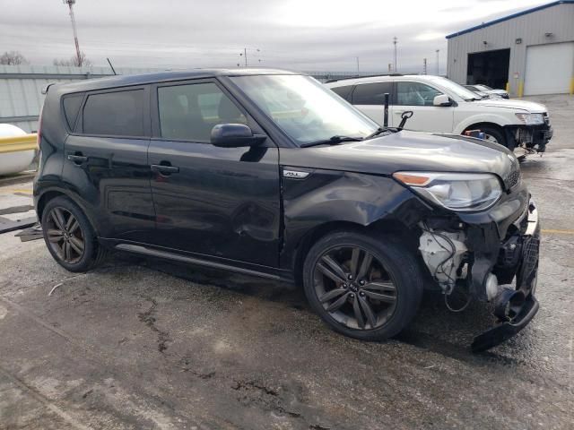 2016 KIA Soul +