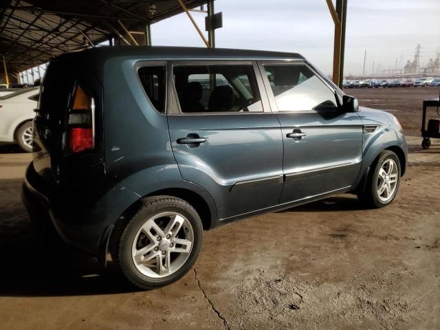 2011 KIA Soul +