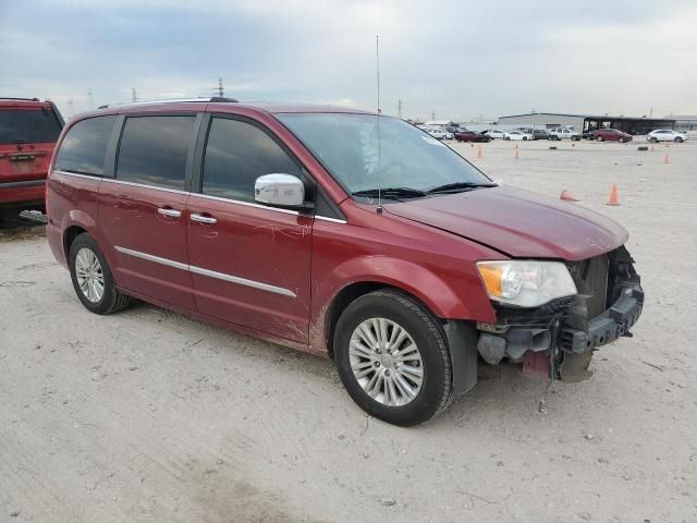 2015 Chrysler Town & Country Limited Platinum