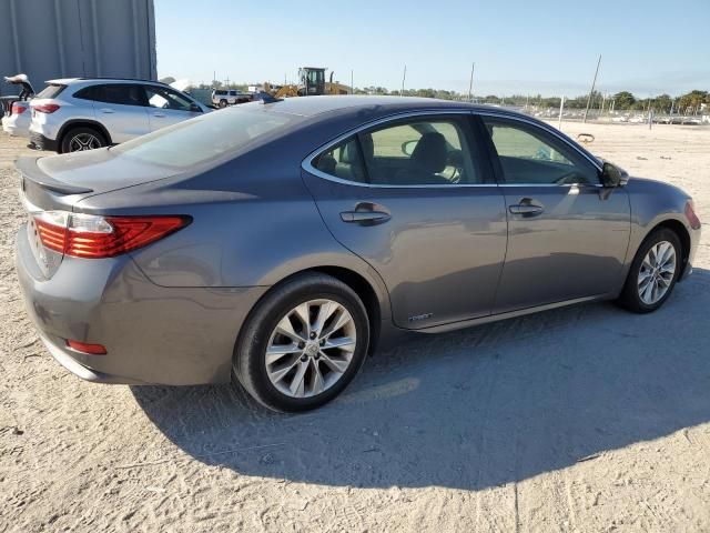 2013 Lexus ES 300H