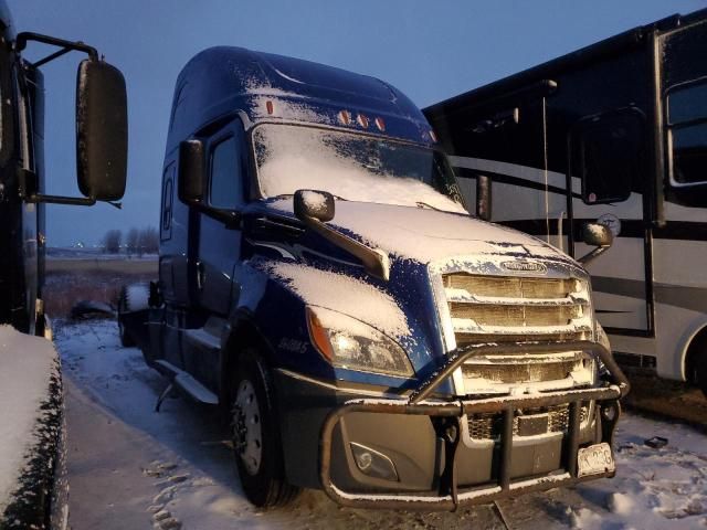 2020 Freightliner Cascadia 126