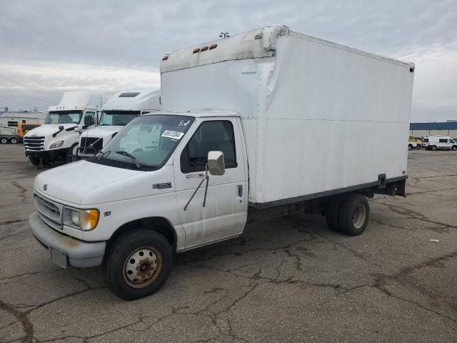 1999 Ford Econoline E350 Super Duty Commercial Cutaway Van