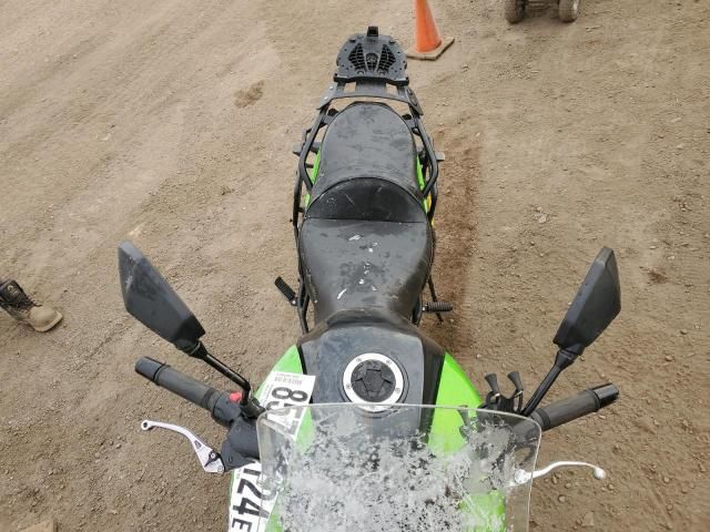 2014 Kawasaki KLE650 D