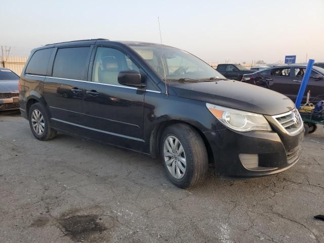 2012 Volkswagen Routan SE