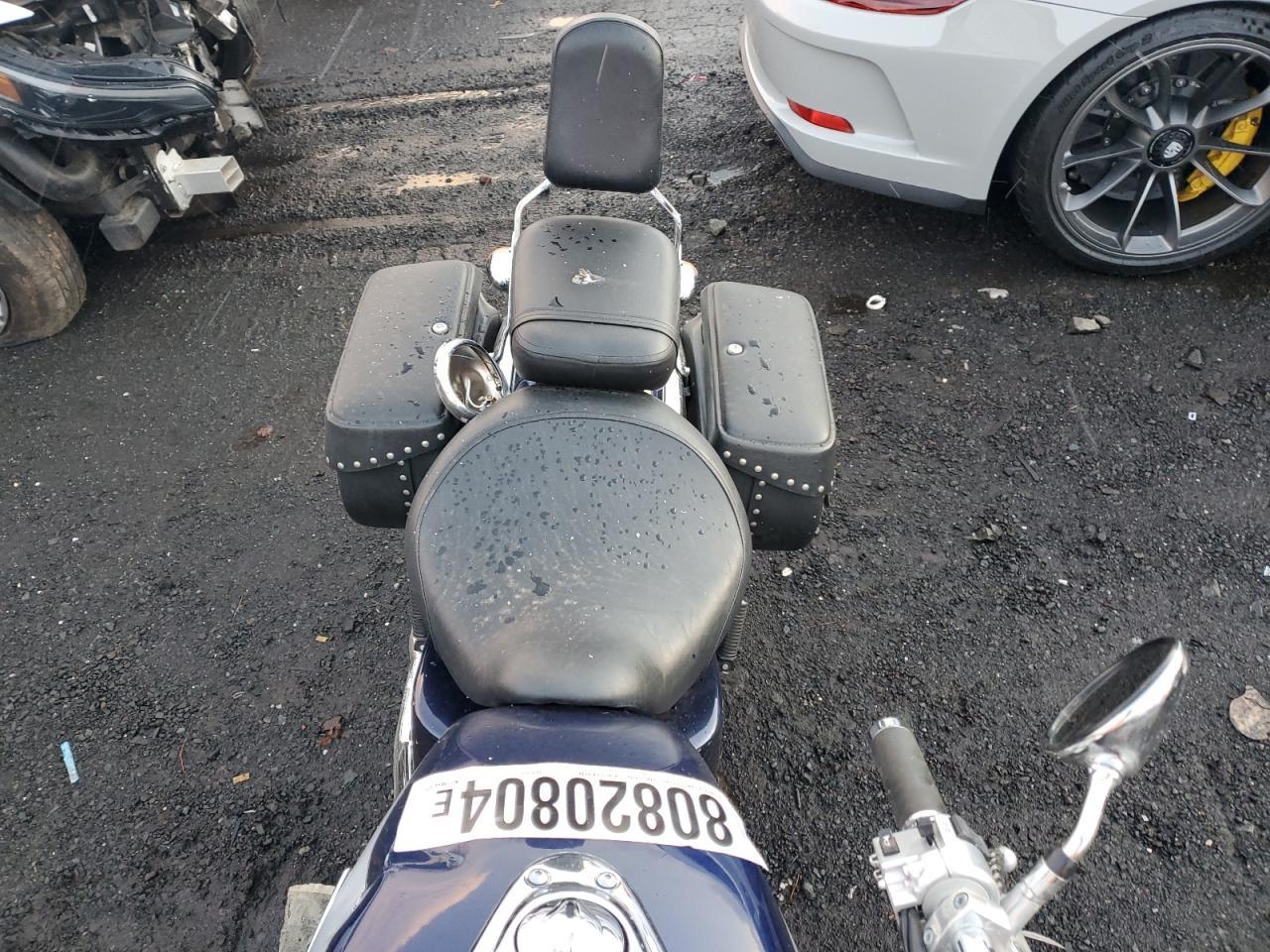 2001 Honda VT750 CD2