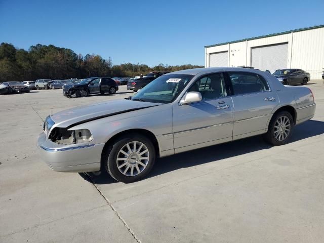 2007 Lincoln Town Car Signature