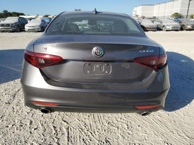 2017 Alfa Romeo Giulia TI Q4