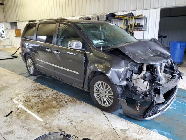 2016 Chrysler Town & Country Touring L
