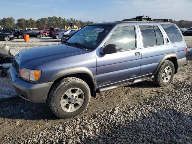 2000 Nissan Pathfinder LE