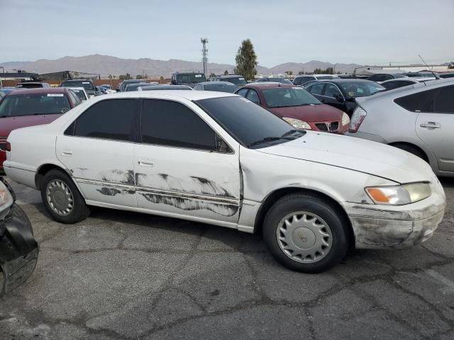 1999 Toyota Camry LE