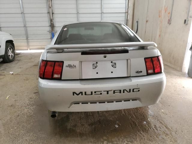 2004 Ford Mustang