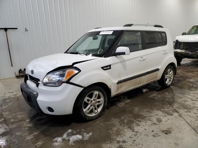 2011 KIA Soul +