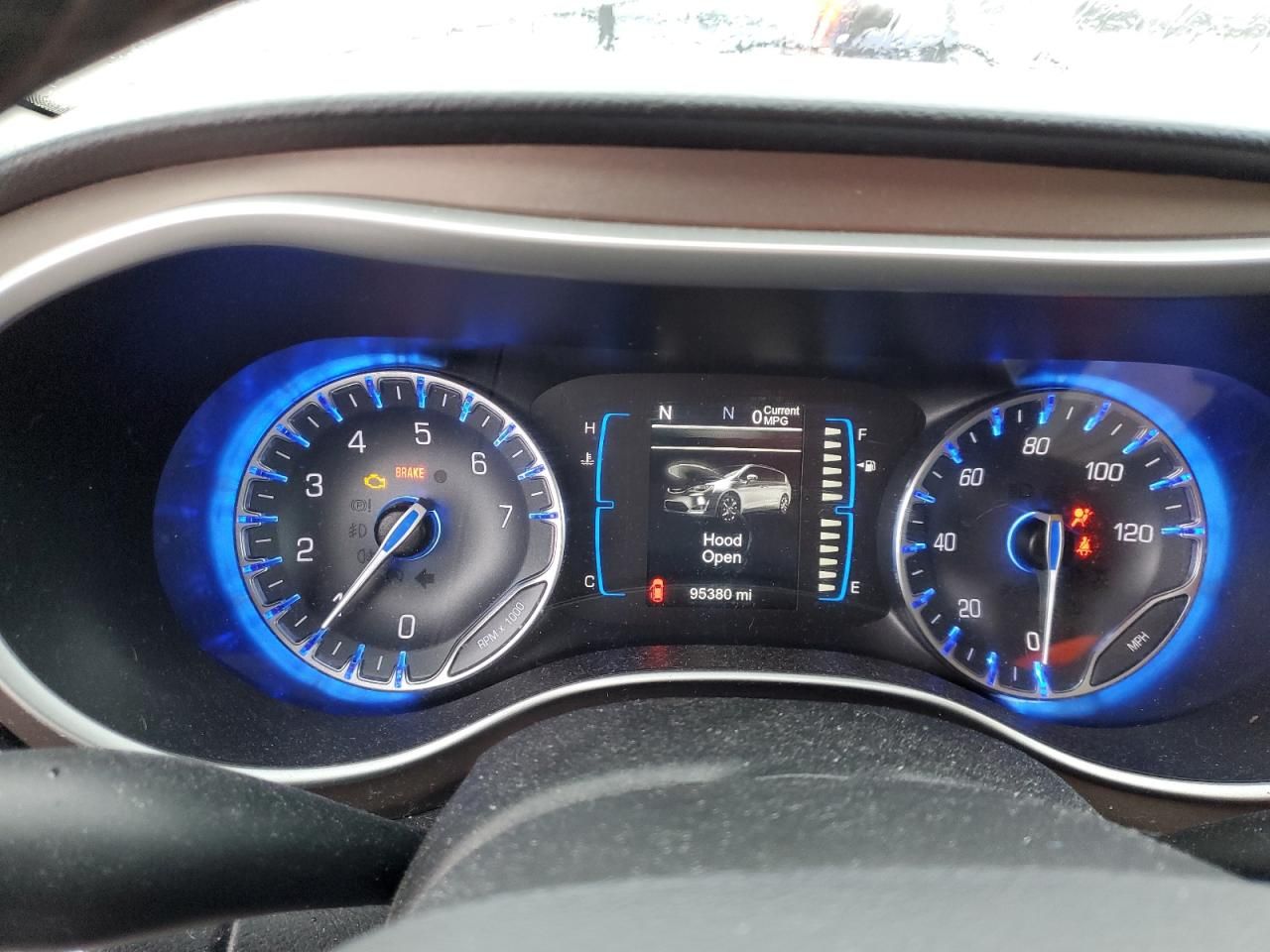 2017 Chrysler Pacifica Touring l