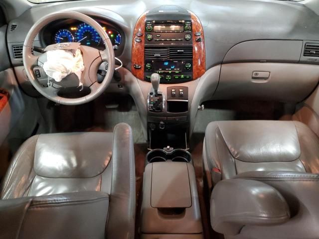 2006 Toyota Sienna XLE