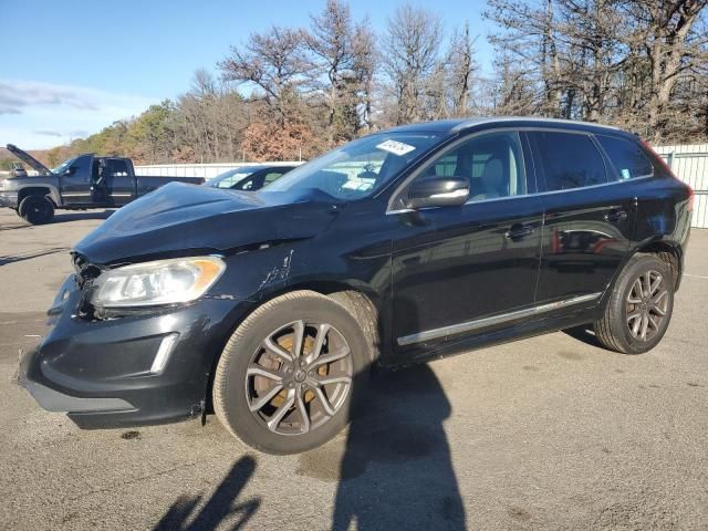 2017 Volvo XC60 T6 Dynamic