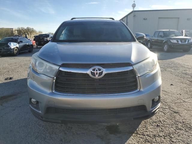 2016 Toyota Highlander LE