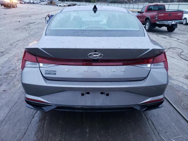 2022 Hyundai Elantra SEL