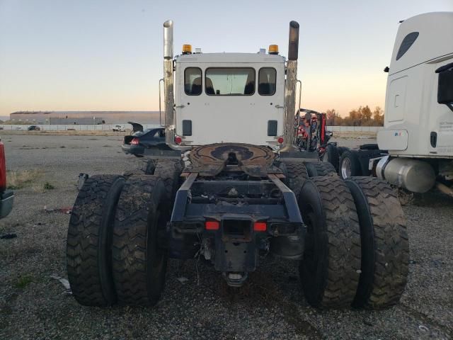 2018 Peterbilt 567