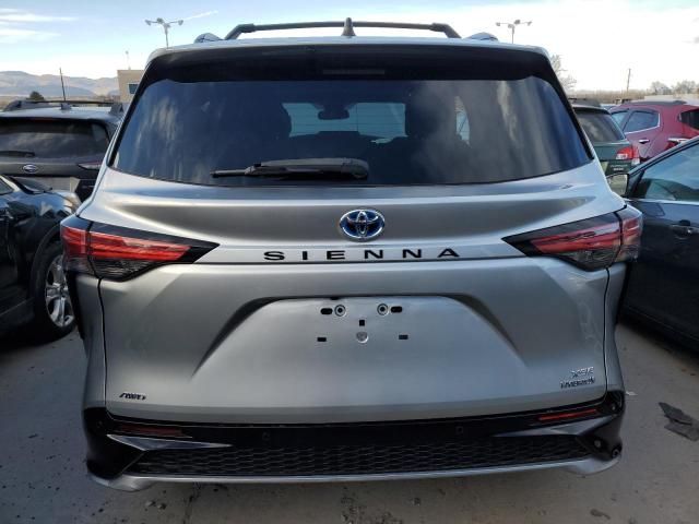 2022 Toyota Sienna XSE