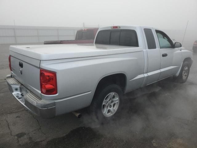 2005 Dodge Dakota SLT