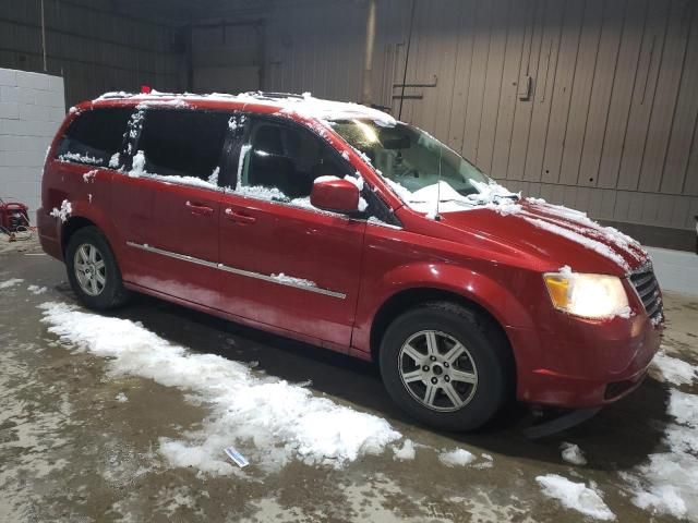 2010 Chrysler Town & Country Touring