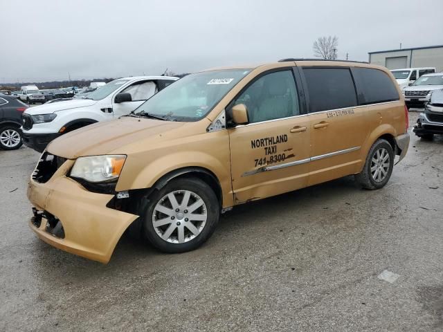 2013 Chrysler Town & Country Touring