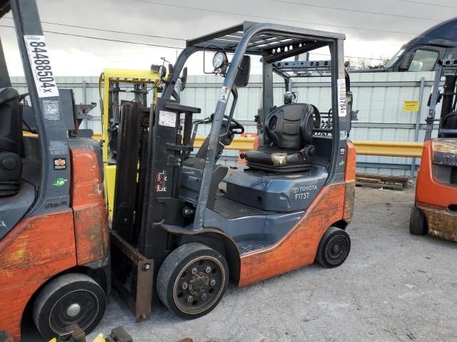 2015 Toyota Fork Lift