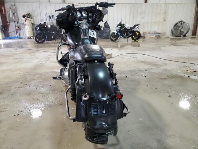 2010 Harley-Davidson Flhx
