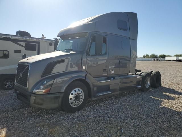 2013 Volvo VN VNL