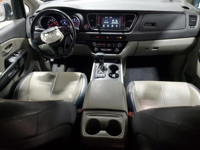 2018 KIA Sedona LX