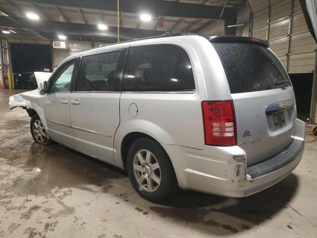 2010 Chrysler Town & Country Touring Plus