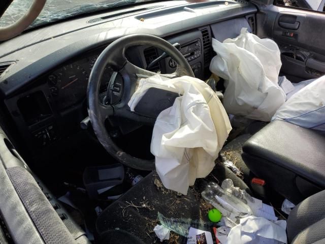 2004 Dodge Dakota Quad SLT